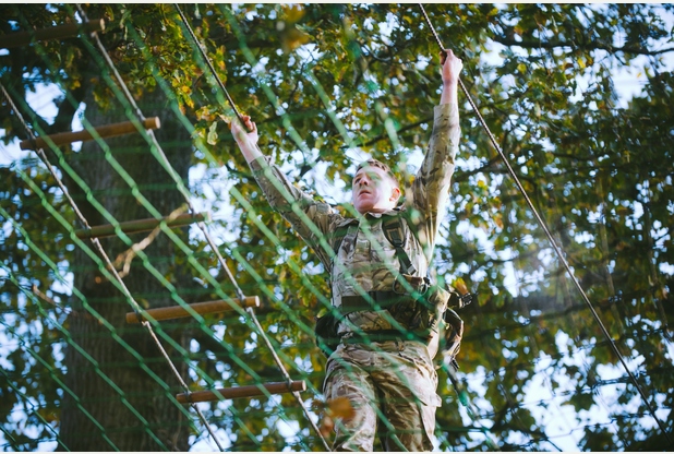 RM, Tarzan Assault Course 6c