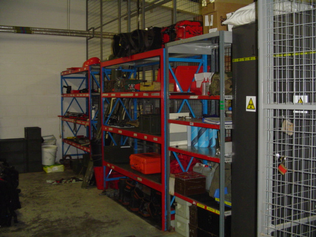 The 'Diving' Cage, 29-04-04