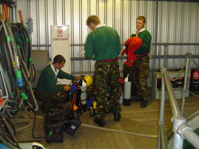 1 - Set up in dive tank