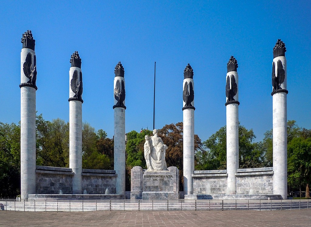 Monument to the Niños Héroes in Chapultepec Park, Mexico City.